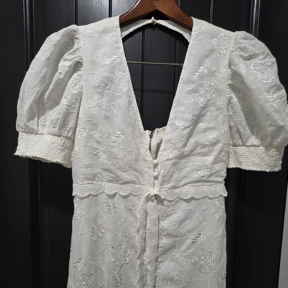 NWOT Alice & Olivia White Puff Sleeve Cotton Embroidered Midi Dress Sz 6 - Picture 5 of 8
